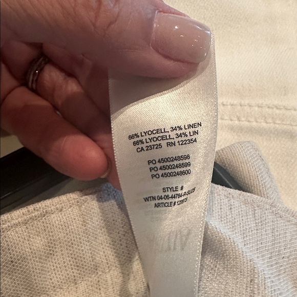 Aritzia Linen Cream Limitless Pant. New, never worn. - Picture 4 of 4